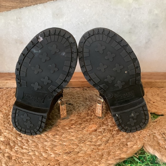 FREE WITH PURCHASE******* 
Michael Kors little girls black boots, size 5, EUC - Picture 8 of 12